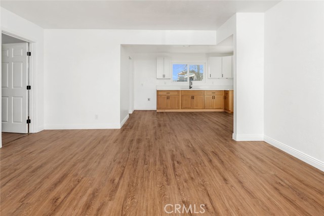 Detail Gallery Image 19 of 39 For 2701 Houchin, Bakersfield,  CA 93304 - 4 Beds | 2 Baths