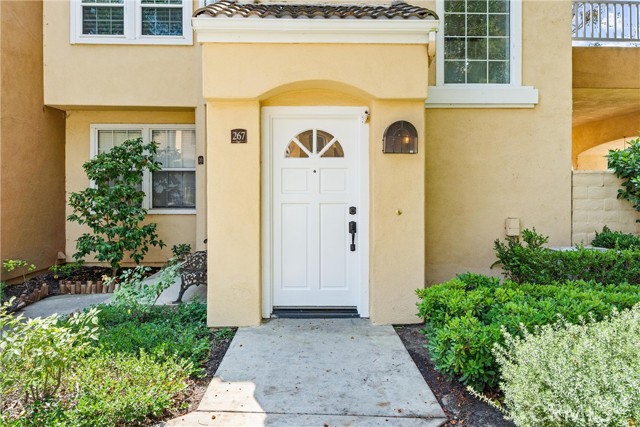 Detail Gallery Image 2 of 20 For 267 Sandcastle, Aliso Viejo,  CA 92656 - 2 Beds | 2 Baths