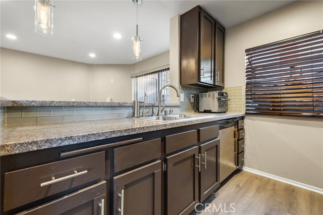 Detail Gallery Image 11 of 20 For 12563 Bradley Ave #13,  Sylmar,  CA 91342 - 1 Beds | 1 Baths