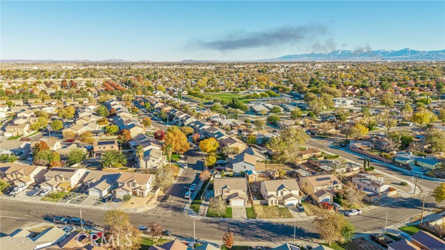 Detail Gallery Image 52 of 62 For 45620 17th, Lancaster,  CA 93534 - 4 Beds | 3 Baths