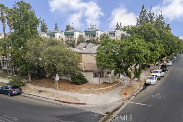 12401 Archwood Street, North Hollywood CA: https://media.crmls.org/medias/53e92b8c-a864-40c0-8a7d-1eb1f9cb50dc.jpg