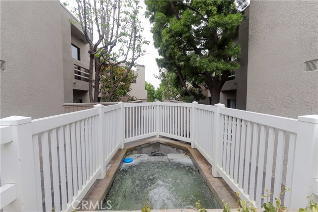 12484 Montecito Road, Seal Beach CA: https://media.crmls.org/medias/53e9555e-bb84-4e73-95c2-92ecc954749c.jpg