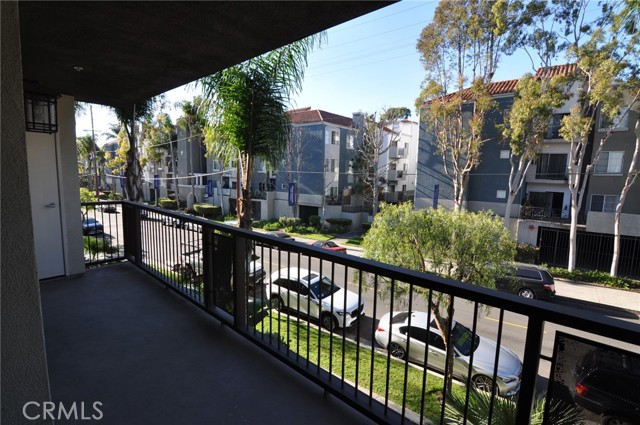 Detail Gallery Image 15 of 27 For 7100 Alvern St #312,  Los Angeles,  CA 90045 - 2 Beds | 2 Baths