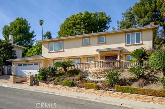 Detail Gallery Image 2 of 56 For 3133 Kingridge Way, Glendale,  CA 91206 - 4 Beds | 4/1 Baths