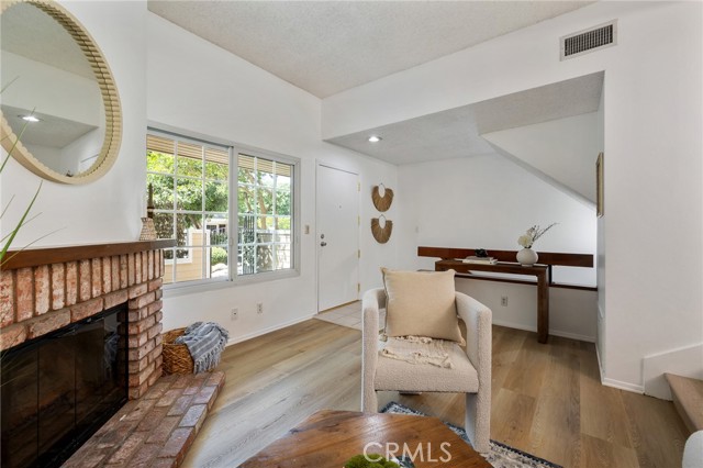 7038 De Celis Place, Van Nuys CA: https://media.crmls.org/medias/53eaf8f1-8a90-40fe-9c05-7f5ca3e7c59c.jpg