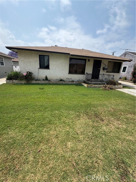 6049 Pennswood Avenue, Lakewood CA: https://media.crmls.org/medias/53ec7a22-5f63-4c52-8860-2014644f77f0.jpg