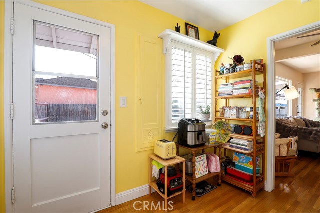 Detail Gallery Image 12 of 25 For 704 Orange Cir, Covina,  CA 91723 - 2 Beds | 1 Baths