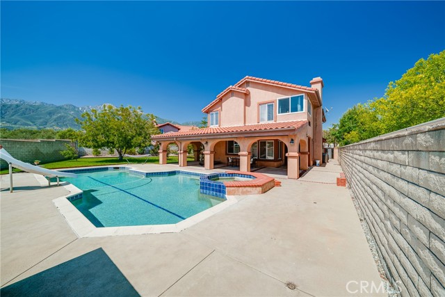 6290 Morning Place, Rancho Cucamonga CA: https://media.crmls.org/medias/53edbdf0-97c9-488c-b4d1-9b7f94bac09c.jpg