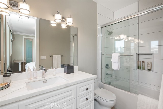 Detail Gallery Image 25 of 38 For 720 Poinsettia Ave, Corona Del Mar,  CA 92625 - 3 Beds | 3/1 Baths