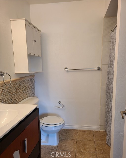 Detail Gallery Image 5 of 15 For 19041 Rockwood Dr, Yorba Linda,  CA 92886 - 2 Beds | 2 Baths