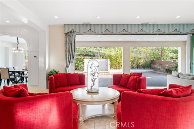 Detail Gallery Image 7 of 59 For 878 N Landa Way, Brea,  CA 92821 - 5 Beds | 5/1 Baths