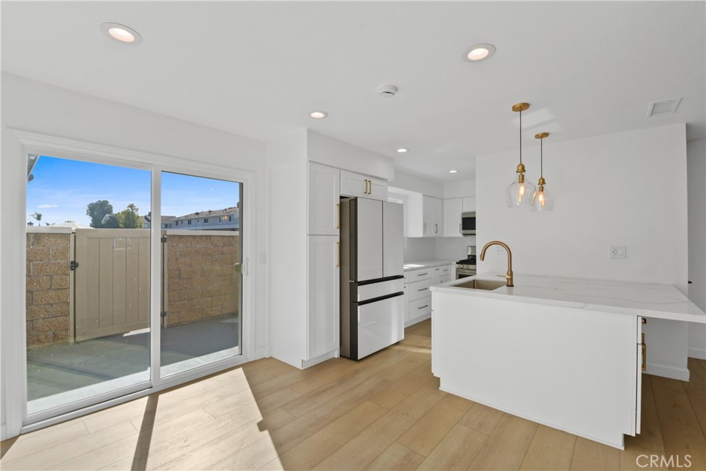 MLS #OC25258751 image #9