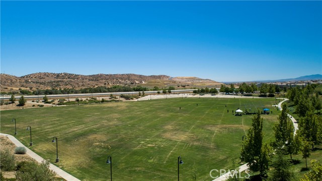 Detail Gallery Image 31 of 34 For 37403 Butternut Ln, Palmdale,  CA 93551 - 4 Beds | 2/1 Baths