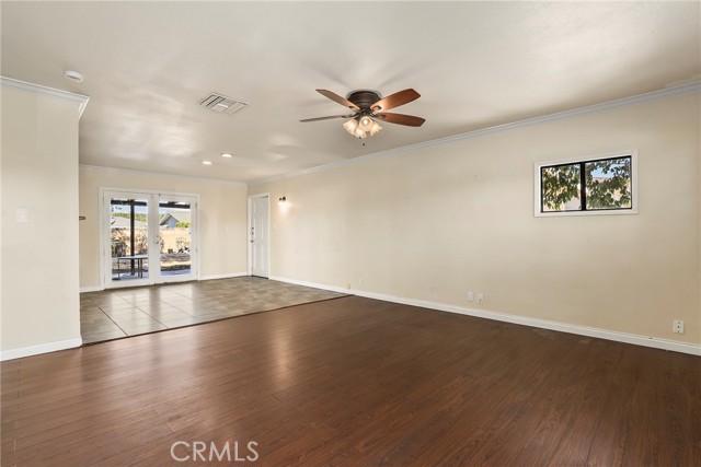 Detail Gallery Image 5 of 29 For 2213 Dogwood St, Simi Valley,  CA 93065 - 3 Beds | 2 Baths