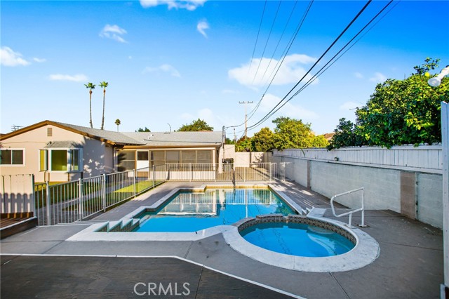 645 S Archer Street, Anaheim CA: https://media.crmls.org/medias/53f2ab7f-b5f2-46f3-b8c9-30db79d879ab.jpg