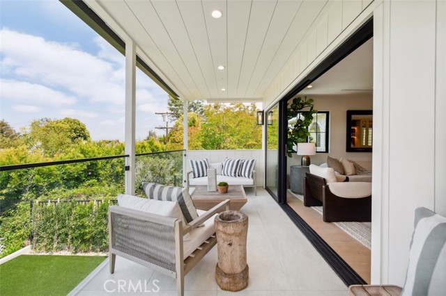 13817 Valley Vista Blvd, Sherman Oaks CA: https://media.crmls.org/medias/53f33b5d-51a1-4596-854e-a9d5bf91316c.jpg
