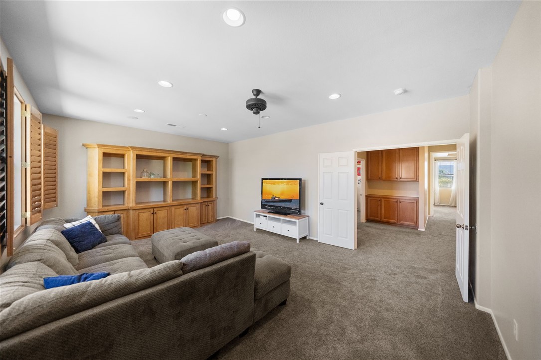 Detail Gallery Image 34 of 60 For 41772 Springbrook Ct, Murrieta,  CA 92562 - 6 Beds | 3/1 Baths