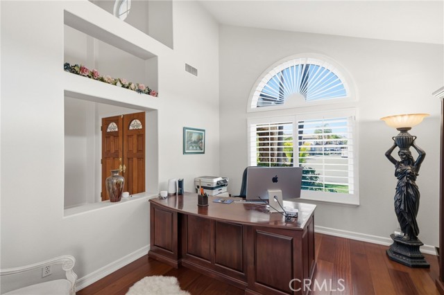 Image 4 of 42 For 9608 Seville