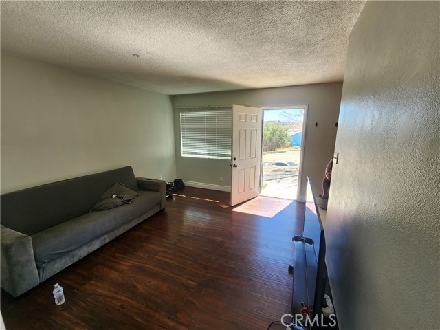 Detail Gallery Image 8 of 14 For 15359 Sixth St St, Victorville,  CA 92395 - – Beds | – Baths