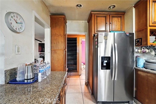 6178 Roy Street, Los Angeles CA: https://media.crmls.org/medias/53f474b6-e76e-4d69-b264-4b27e1188353.jpg