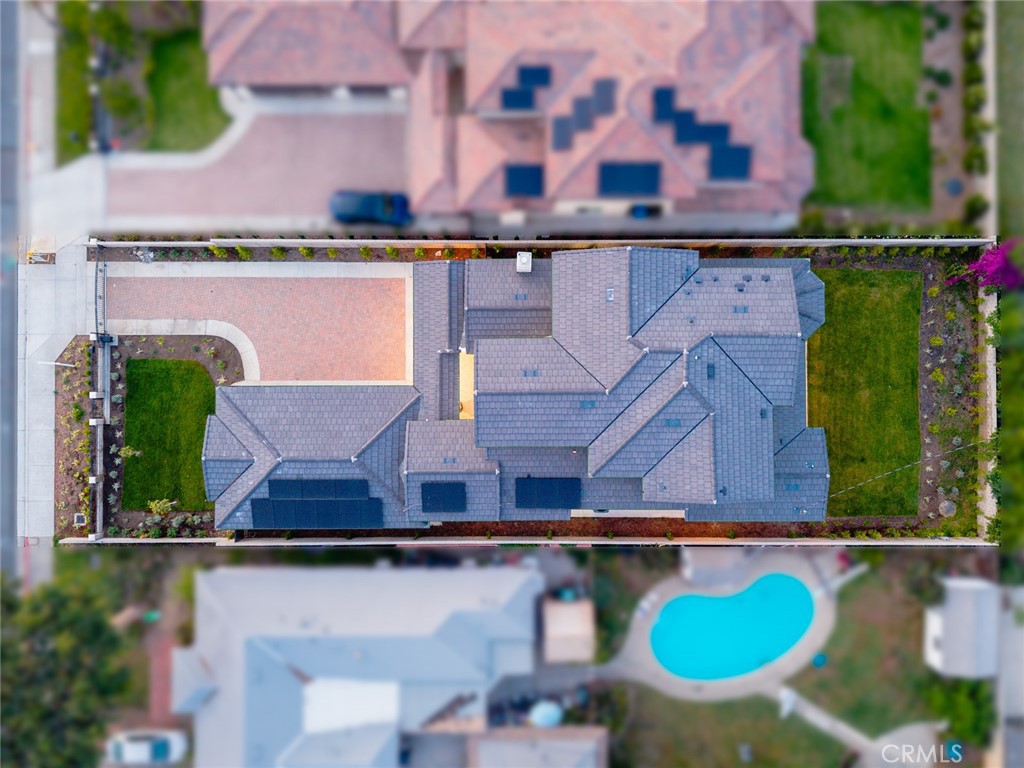https://media.crmls.org/medias/53f49655-8359-4851-aff7-ed4aa5871c63.jpg?preset=X-Large