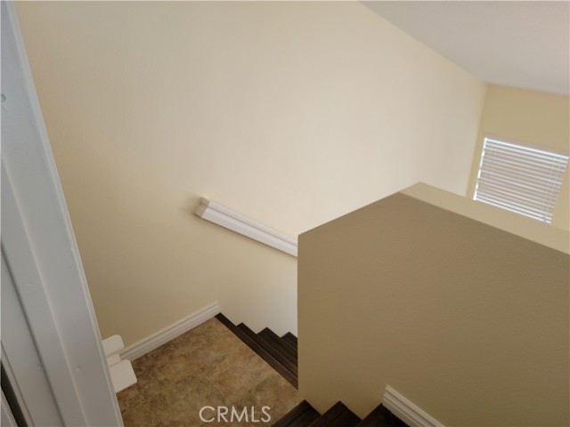 Detail Gallery Image 16 of 37 For 682 Azure Ln #1,  Corona,  CA 92879 - 3 Beds | 2 Baths