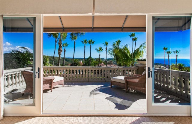 Detail Gallery Image 23 of 52 For 6 Windemere Ct, Newport Coast,  CA 92657 - 5 Beds | 4/1 Baths