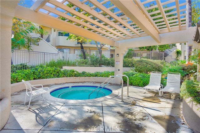 Detail Gallery Image 27 of 41 For 24151 Del Monte #348,  Valencia,  CA 91355 - 2 Beds | 2 Baths