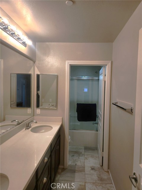 Detail Gallery Image 7 of 24 For 11713 Clematis Dr, Corona,  CA 92883 - 5 Beds | 3 Baths