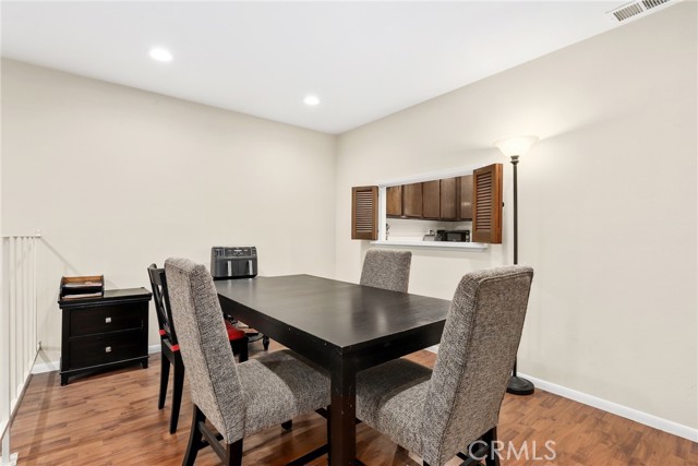 Detail Gallery Image 6 of 27 For 2304 Mathews Ave #2,  Redondo Beach,  CA 90278 - 2 Beds | 2/1 Baths