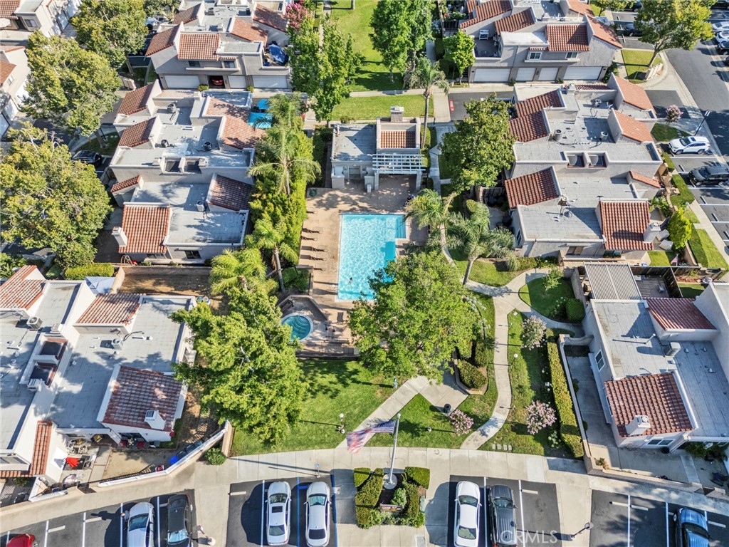 https://media.crmls.org/medias/53f9165b-74c5-4de6-ae79-9ce8b7ffe01d.jpg?preset=X-Large