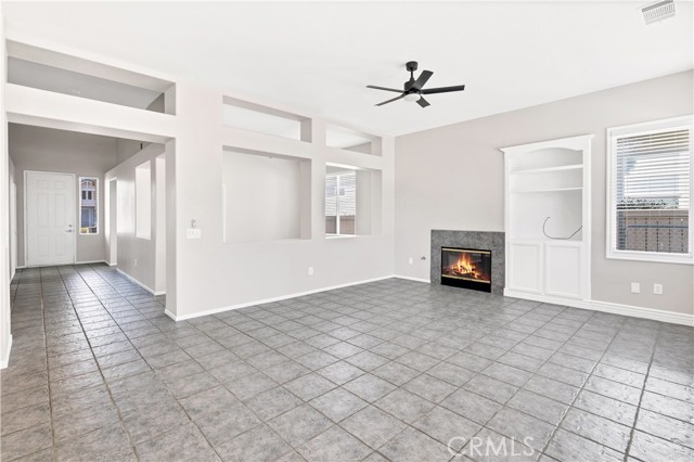 29658 Painted Desert Drive, Menifee CA: https://media.crmls.org/medias/53f91f17-77a5-44c5-922d-f2736362cdad.jpg