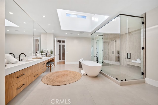 4609 Louise Avenue, Encino CA: https://media.crmls.org/medias/53f97715-92da-4e4d-8e3d-ae8667b52fbf.jpg