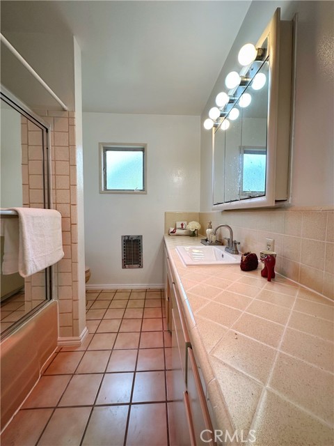 Detail Gallery Image 5 of 14 For 13218 Mckinley Ave, Chino,  CA 91710 - 2 Beds | 1 Baths