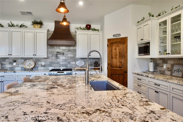 50645 Lockwood Road, Lockwood CA: https://media.crmls.org/medias/53fa2628-7ac6-4f7d-9b89-a7c19da5ff7b.jpg