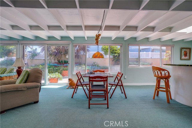 Detail Gallery Image 11 of 72 For 4010 Bluff Pl, San Pedro,  CA 90731 - 4 Beds | 3/1 Baths