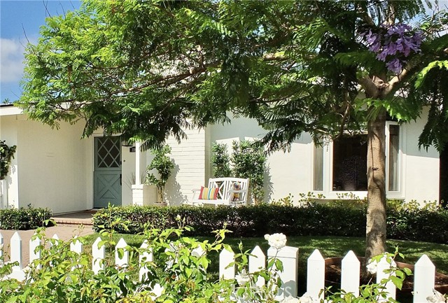 2285 Avalon, Costa Mesa CA: https://media.crmls.org/medias/53fa96a0-07fc-4466-89bd-e7389723bab3.jpg