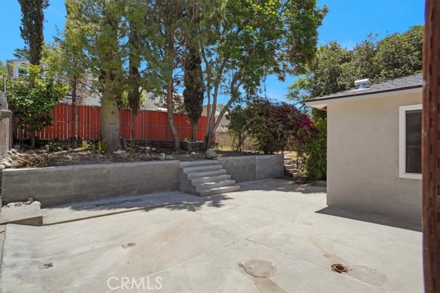 Detail Gallery Image 12 of 13 For 10324 Silverton Ave, Tujunga,  CA 91042 - 2 Beds | 1 Baths