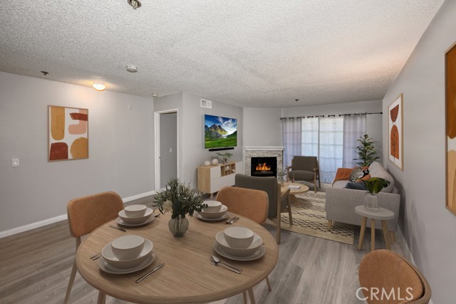 6545 Reseda Boulevard, Reseda CA: https://media.crmls.org/medias/53fb08e1-86ed-4ae0-a752-6b0036db1759.jpg