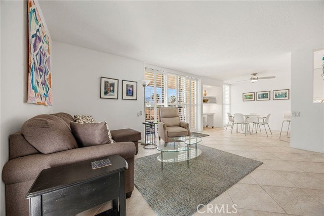 2521 N Whitewater Club Dr, Residence D, Palm Springs, CA 92262