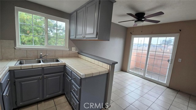 Front Image Thumbnail for CRIV25256377