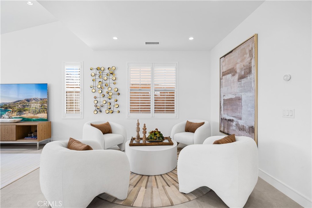 MLS #OC25246259 image #7