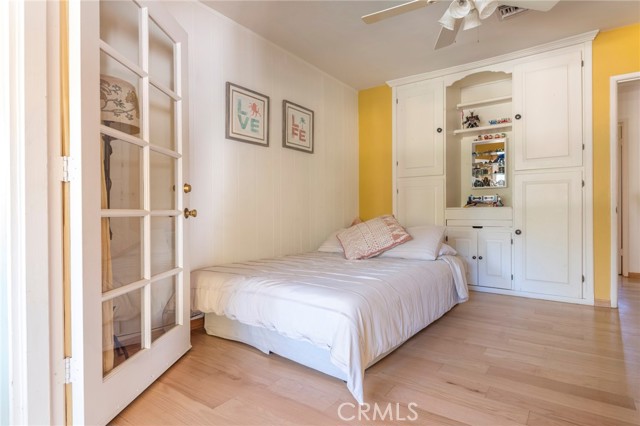 5223 Alhama Drive, Woodland Hills CA: https://media.crmls.org/medias/53fe16c0-68a9-4c95-8873-a3aef61ef8e9.jpg