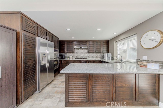 19 Las Cruces, Irvine CA: https://media.crmls.org/medias/53fe7bdf-9180-40fc-97d6-1326376691b8.jpg