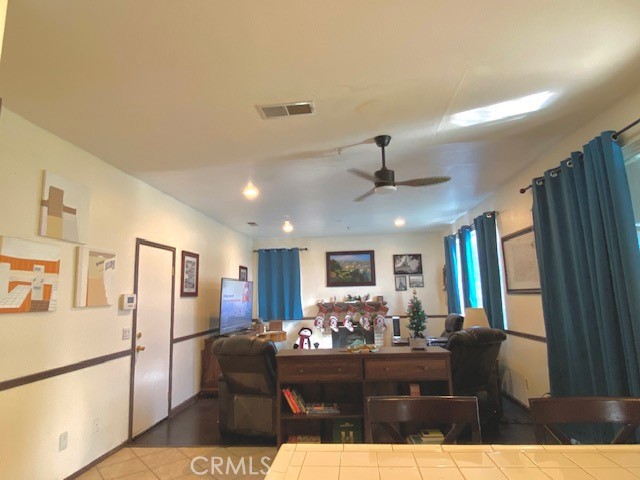 Detail Gallery Image 32 of 40 For 16883 Hazeltine Ct, Fontana,  CA 92336 - 4 Beds | 2/1 Baths