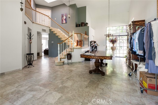 25215 Hazelcrest Lane, Stevenson Ranch CA: https://media.crmls.org/medias/53fece31-e72d-49ae-8f92-21a3748f103e.jpg