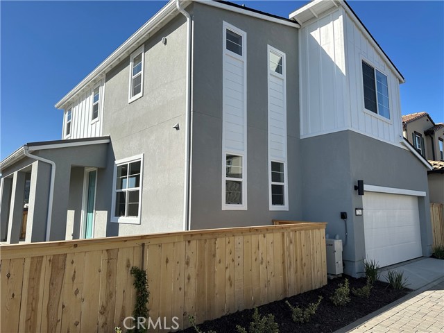 Detail Gallery Image 4 of 17 For 226 Memphis Belle Way, San Luis Obispo,  CA 93401 - 3 Beds | 2/1 Baths