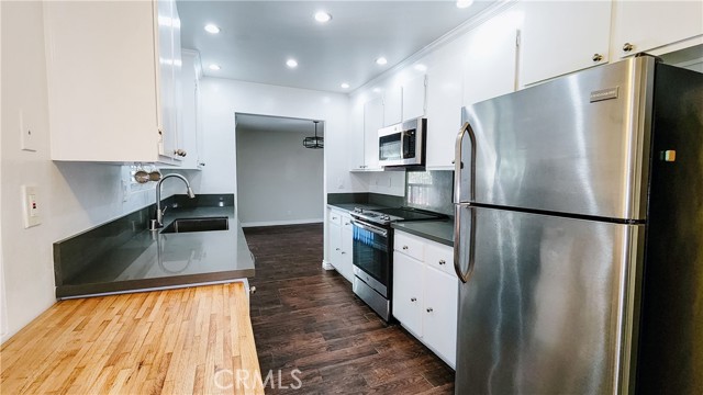 5718 Ravenspur Drive, Rancho Palos Verdes, California 90275, 2 Bedrooms Bedrooms, ,1 BathroomBathrooms,Residential,Sold,Ravenspur,PV22160512