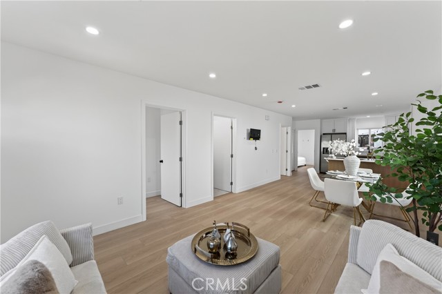 Detail Gallery Image 13 of 61 For 11113 1/2 S Budlong Ave, Los Angeles,  CA 90044 - – Beds | – Baths