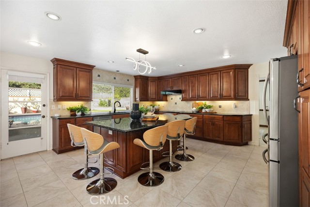 Detail Gallery Image 10 of 46 For 33575 via De Agua, San Juan Capistrano,  CA 92675 - 4 Beds | 3 Baths